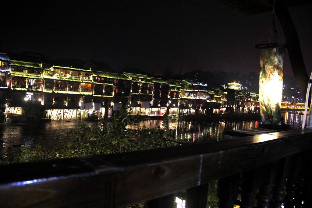 Fenghuang 1St Apartment Phượng Hoàng cổ trấn Ngoại thất bức ảnh