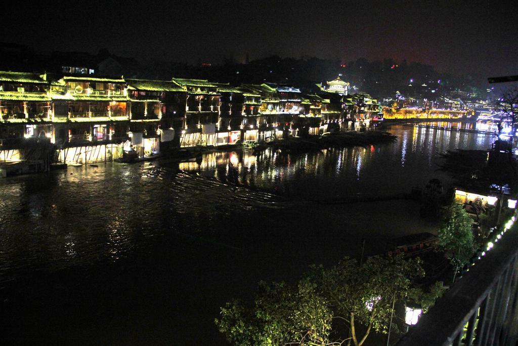 Fenghuang 1St Apartment Phượng Hoàng cổ trấn Ngoại thất bức ảnh